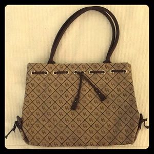 Dooney & Bourke bag